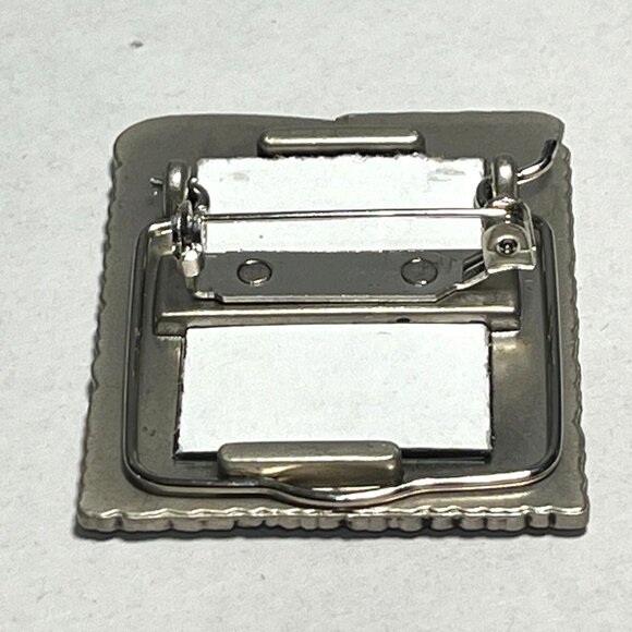 Grandma Miniature Picture Frame Lapel Pin Brooch - Picture 4 of 4